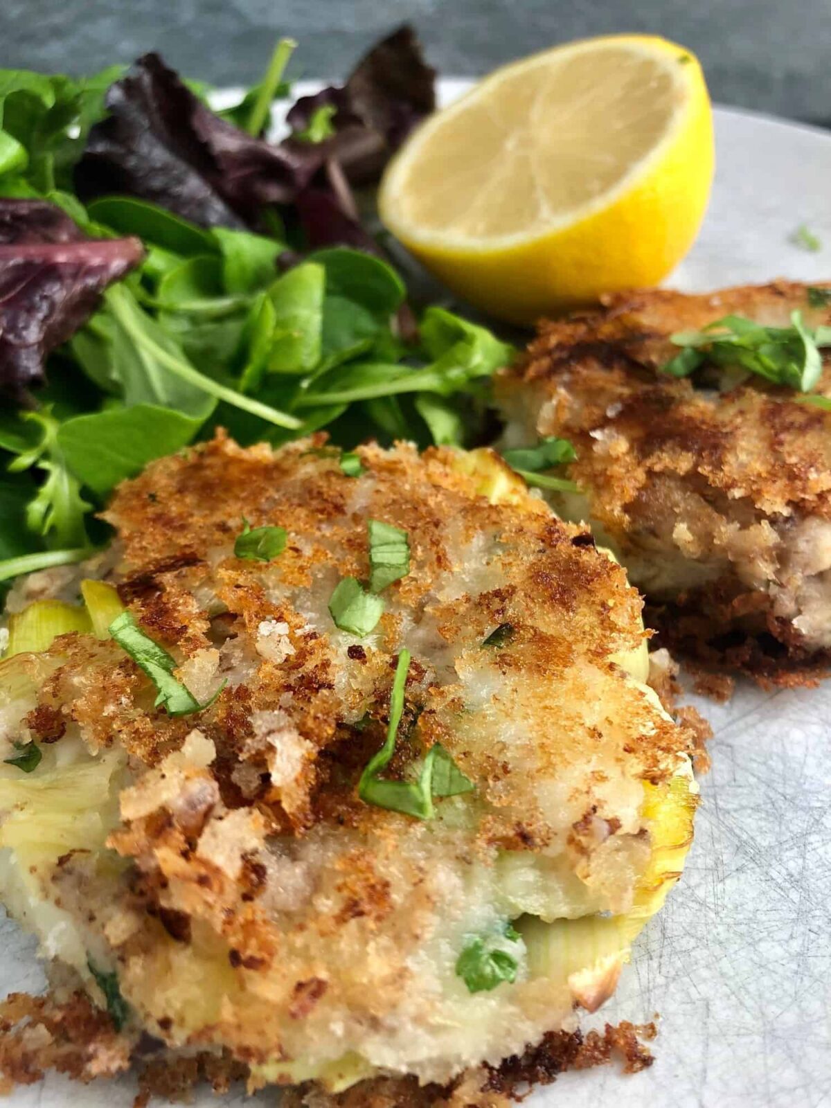 Smoked Mackerel Fishcakes with green salad and half lemon