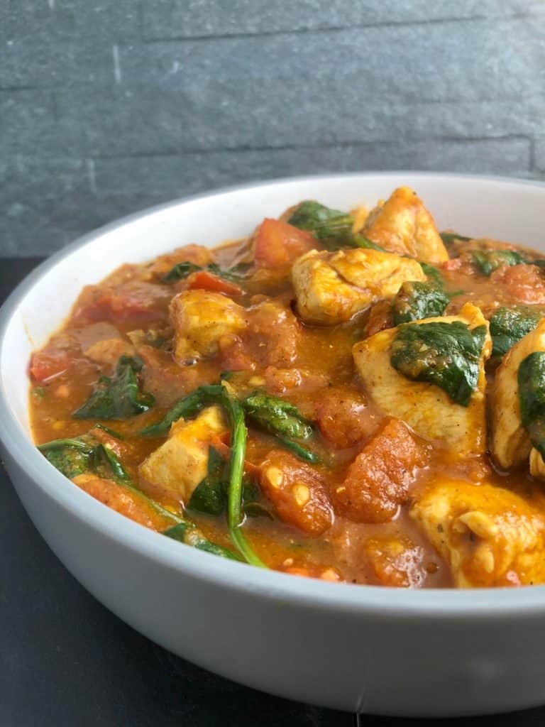 Easy chicken Balti Curry Recipe in bowl