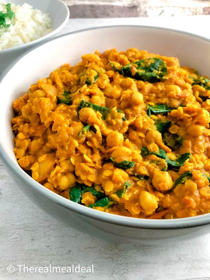 Lentil and Chickpea Curry with Spinach - The Real Meal Deal