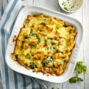 chicken and broccoli pasta bake cooked in the oven