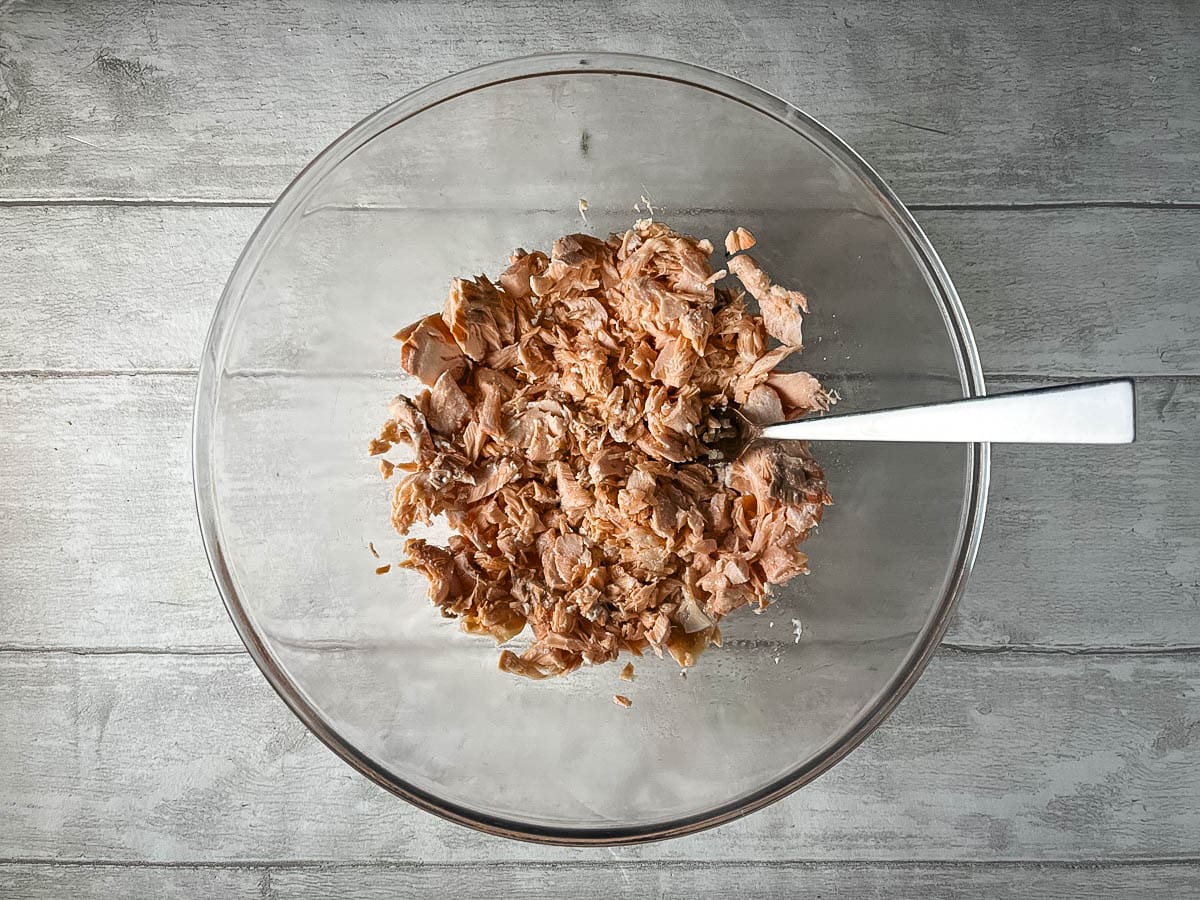 flaked salmon in a bowl
